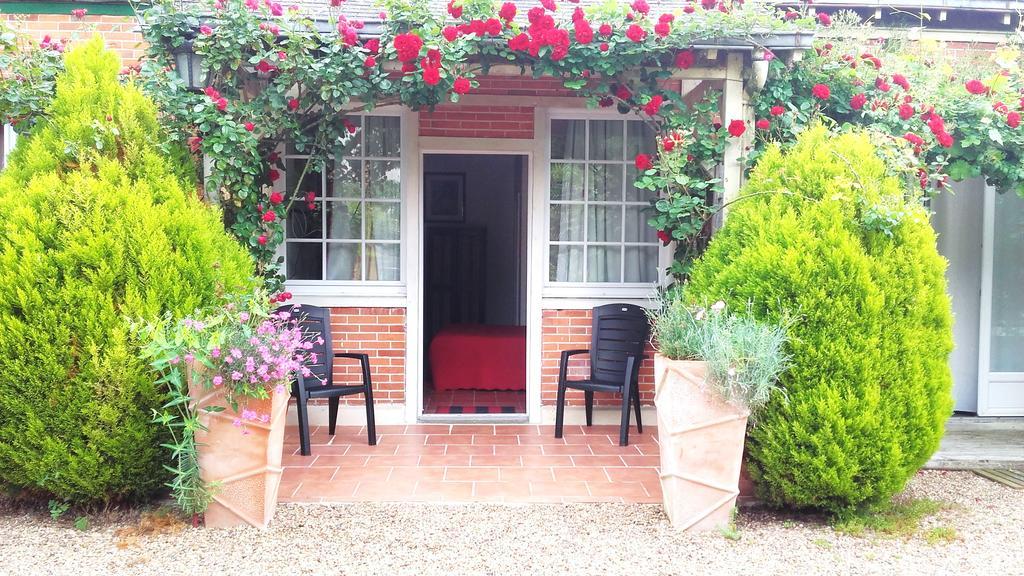 Bed and Breakfast Le Vieux Vauvert à Rochecorbon Extérieur photo